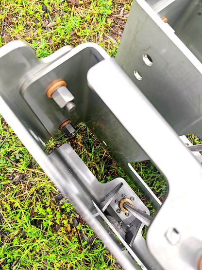 Stainless Steel Manual Outboard Jackplate 100mm 4 inches offset - View 5 Thumbnail
